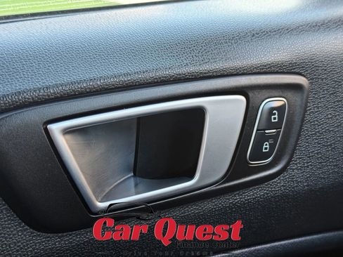 Used 2018 Ford EcoSport SE w/ SE Convenience Package image 28