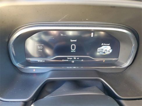 Used 2024 Chevrolet Tahoe LT image 17