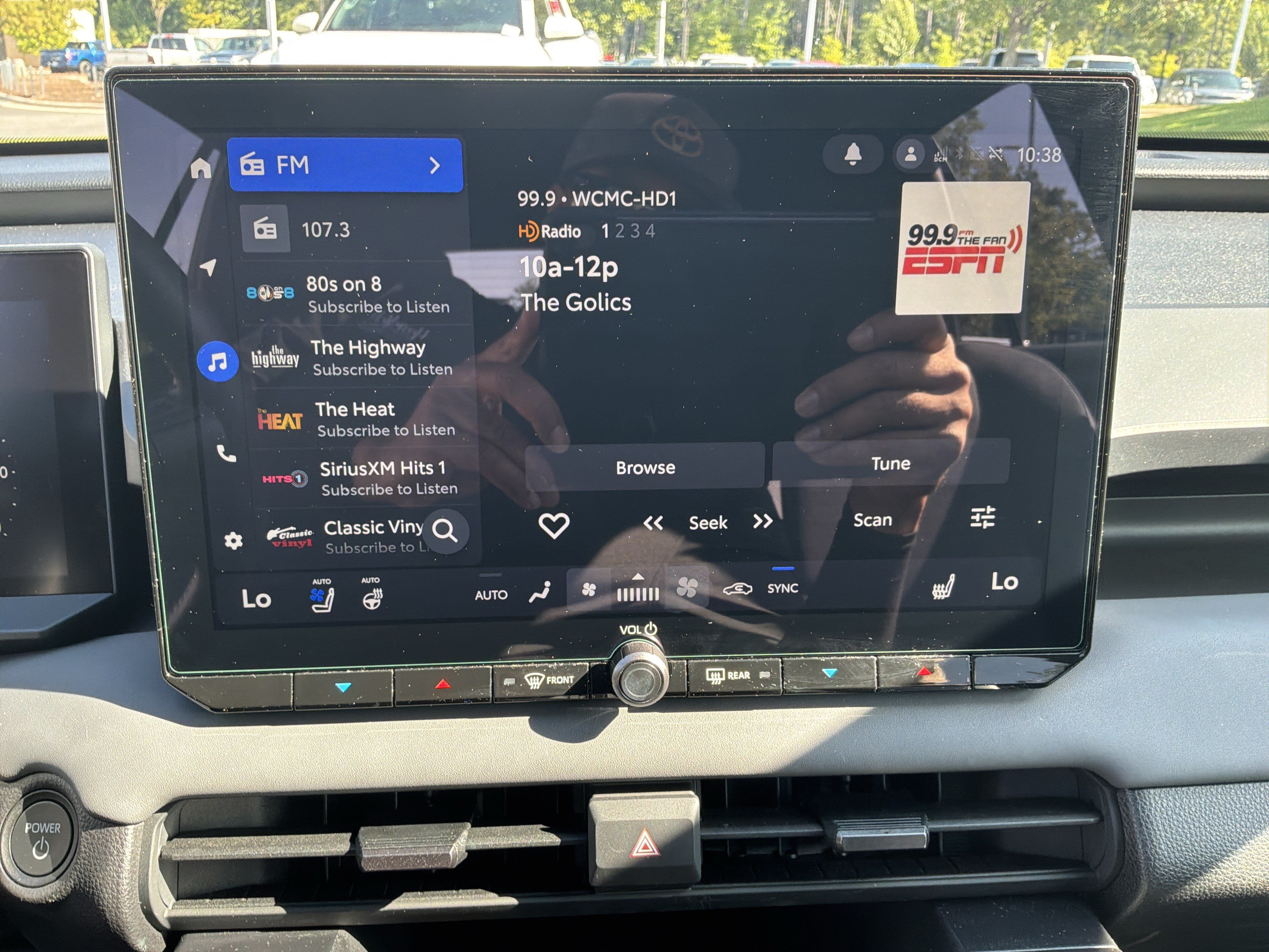 Used 2026 Toyota RAV4 XSE w/ Weather Package AWD/4WD image 23