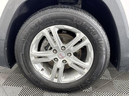 Used 2019 GMC Terrain SLE image 36