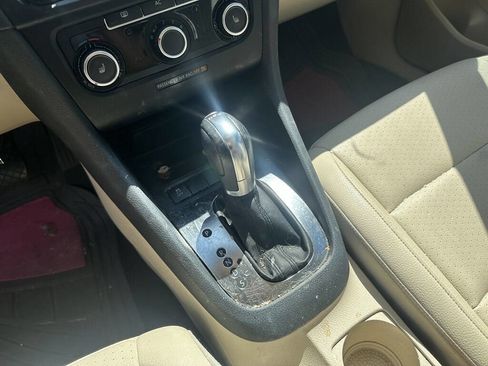 Used 2012 Volkswagen Jetta TDI FWD image 52