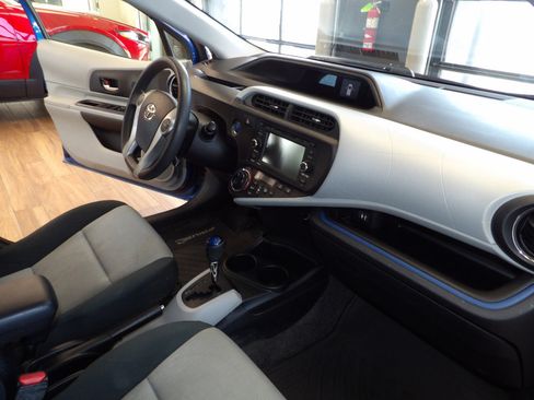 Used 2012 Toyota Prius C Three w/ Preferred Accessory Pkg #1 FWD image 13