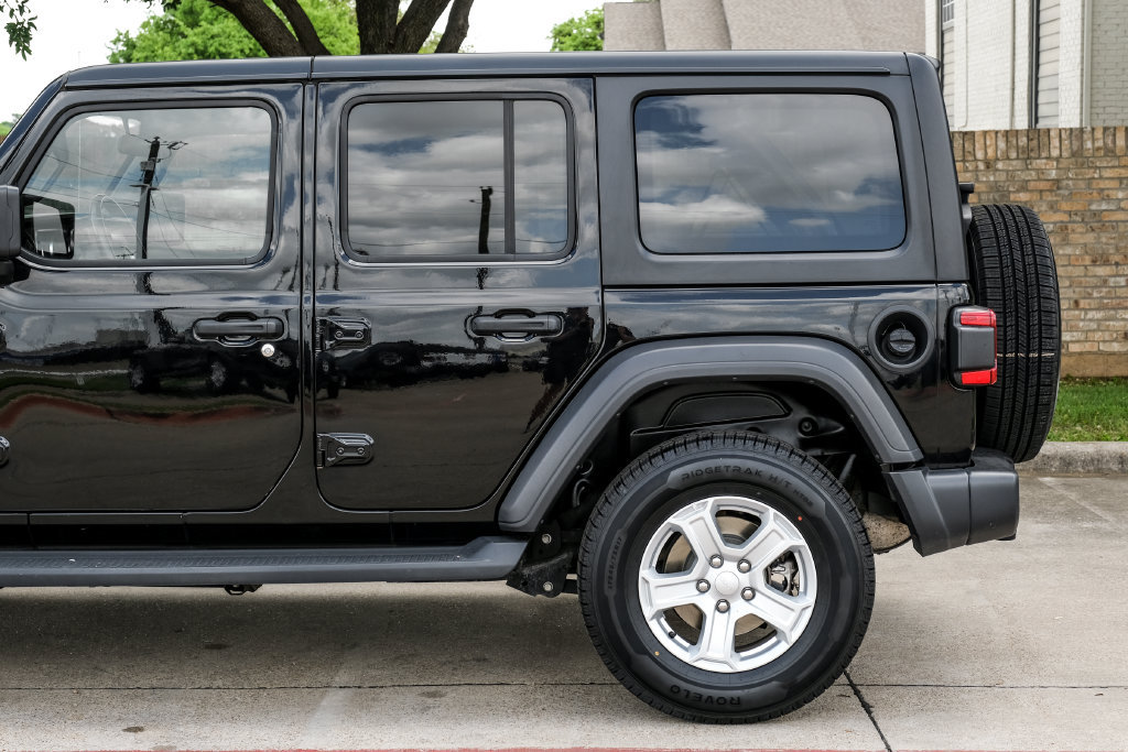 Used 2021 Jeep Wrangler Unlimited Sport AWD/4WD image 23
