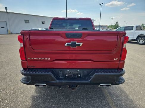 Used 2021 Chevrolet Silverado 1500 LT Trail Boss w/ Convenience Package II AWD/4WD image 4