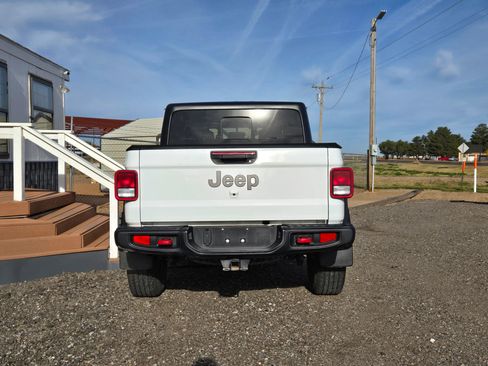 Used 2020 Jeep Gladiator Rubicon w/ Cold Weather Group image 6