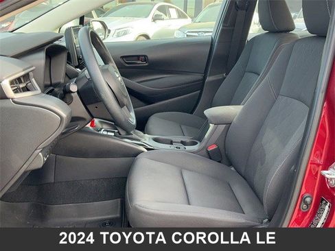 Used 2024 Toyota Corolla LE image 12
