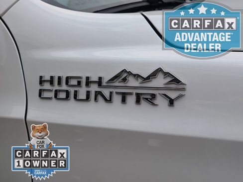Used 2024 Chevrolet Tahoe High Country AWD/4WD image 37