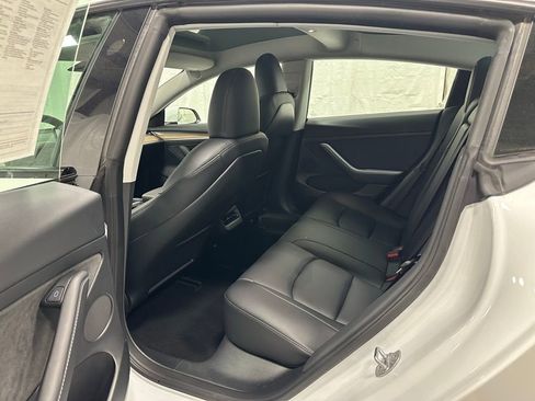 Used 2023 Tesla Model 3 Standard Range image 38