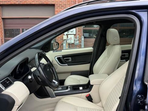 Used 2016 Land Rover Discovery Sport HSE Luxury AWD/4WD image 30