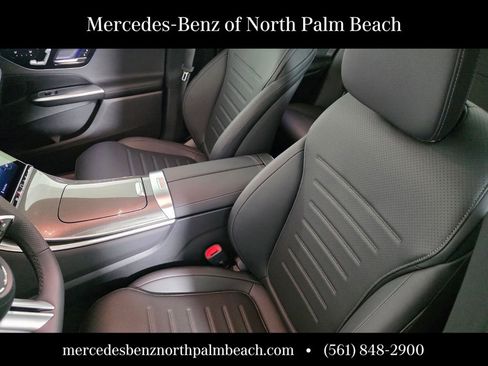 New 2026 Mercedes-Benz GLC 300 GLC 300 image 9