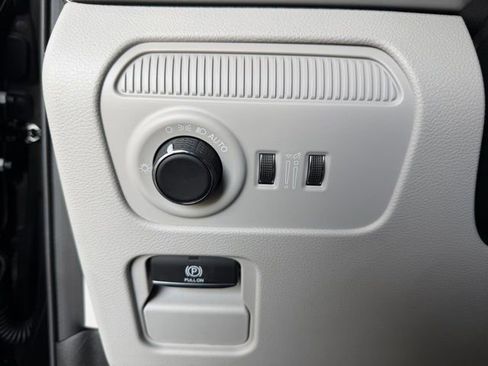 New 2026 Jeep Grand Wagoneer L Limited AWD/4WD image 16