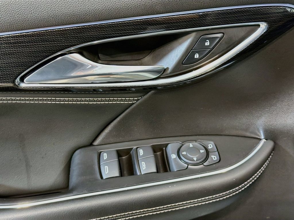 Used 2023 Buick Envision Preferred FWD image 16