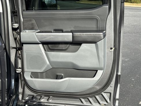 Used 2025 Ford F150 XLT w/ Equipment Group 301A Standard image 17