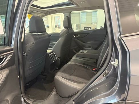 Used 2023 Subaru Forester Premium AWD/4WD image 13