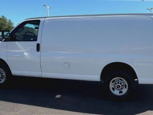 Certified 2024 GMC Savana 2500 w/ Driver Convenience Package RWD image 6