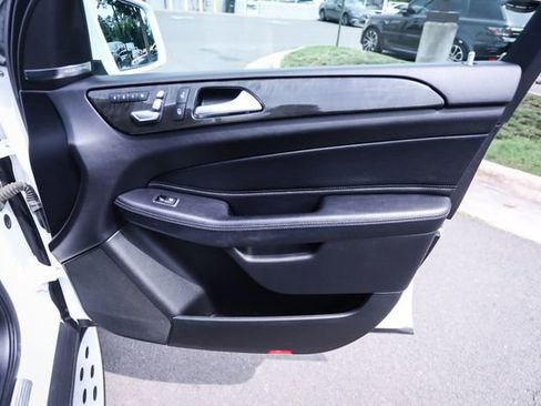 Used 2018 Mercedes-Benz GLS 450 4MATIC image 52