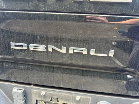 Used 2022 GMC Sierra 2500 Denali w/ Technology Package AWD/4WD image 28