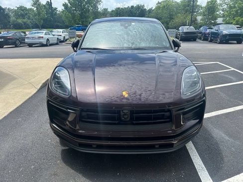 Used 2023 Porsche Macan Turbo AWD/4WD image 3