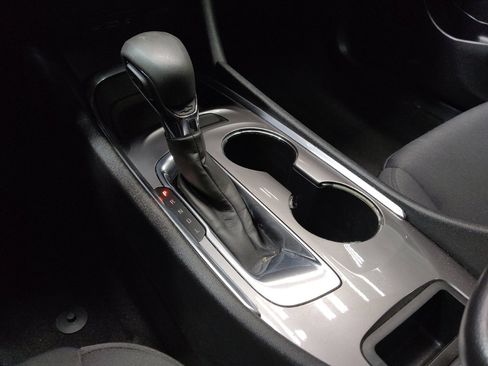 Used 2021 Chevrolet Malibu LT FWD image 26