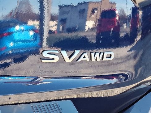 Used 2024 Nissan Rogue SV image 31