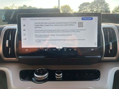 New 2025 Ford Expedition Max Active RWD image 9