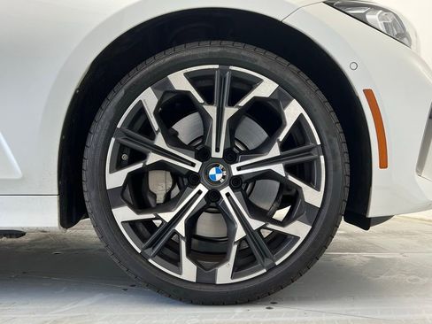 Used 2025 BMW 330i Sedan image 23