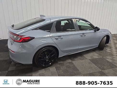 Used 2022 Honda Civic Sport image 3