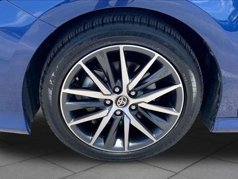 Used 2024 Toyota Camry XLE w/ Navigation Package FWD image 11