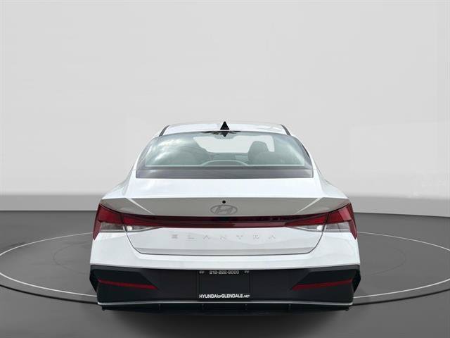 New 2026 Hyundai Elantra SE FWD image 4