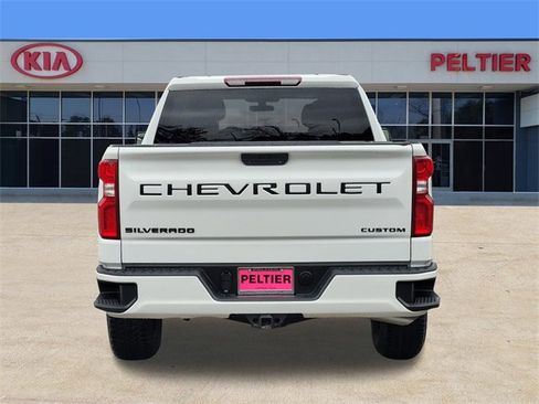 Used 2022 Chevrolet Silverado 1500 Custom w/ LPO, Blackout Package image 5