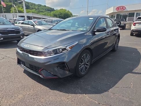 Used 2024 Kia Forte GT-Line FWD image 3