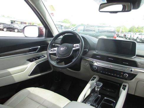 Used 2020 Kia Telluride EX FWD image 25