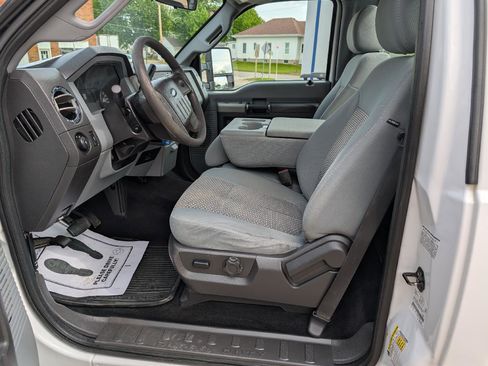 Used 2012 Ford F350 XLT w/ XLT Interior Pkg AWD/4WD image 10