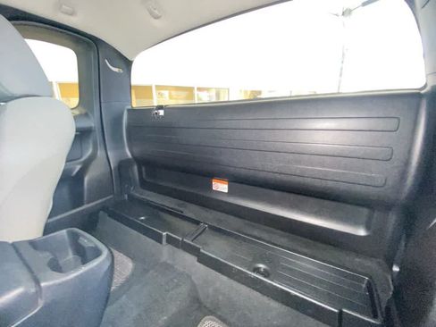 Used 2019 Toyota Tacoma SR AWD/4WD image 23