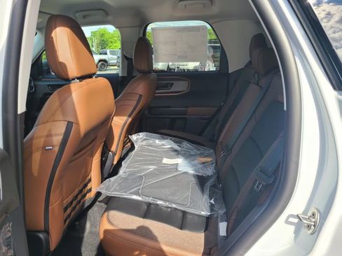 New 2026 Ford Bronco Sport Outer Banks AWD/4WD image 4