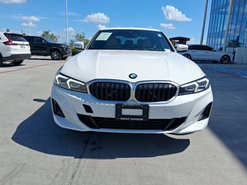 Used 2024 BMW 330i xDrive Sedan w/ Convenience Package AWD/4WD image 2
