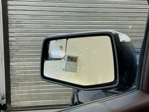 Used 2023 Chevrolet Silverado 1500 LT image 16