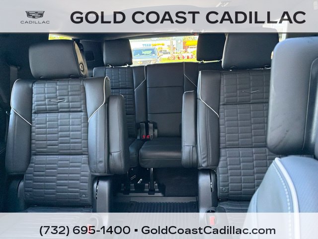 Certified 2026 Cadillac Escalade Platinum Sport w/ LPO, ONYX Package AWD/4WD image 24