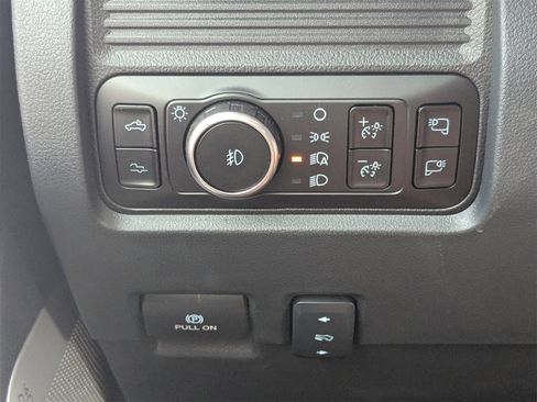 New 2025 Ford F250 Platinum w/ Tremor Off-Road Package image 25