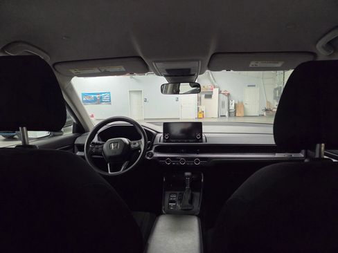 Used 2023 Honda CR-V LX image 34