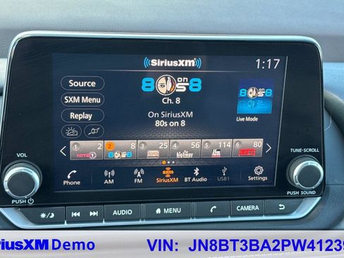 Used 2023 Nissan Rogue SV image 35