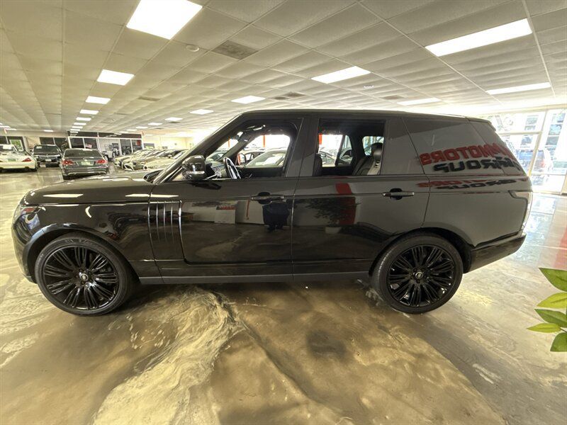 Used 2019 Land Rover Range Rover HSE AWD/4WD image 4