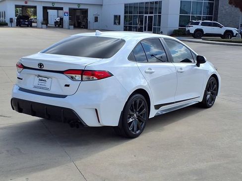 Used 2024 Toyota Corolla SE FWD image 4