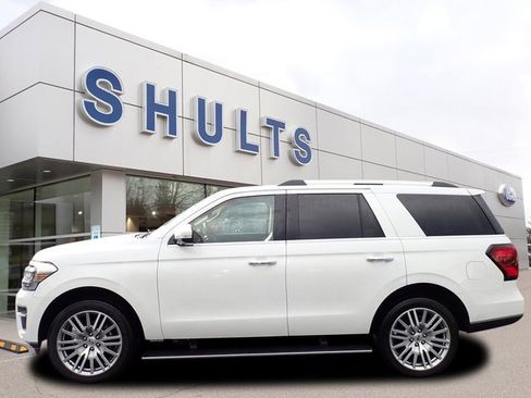 Used 2024 Ford Expedition Limited image 2