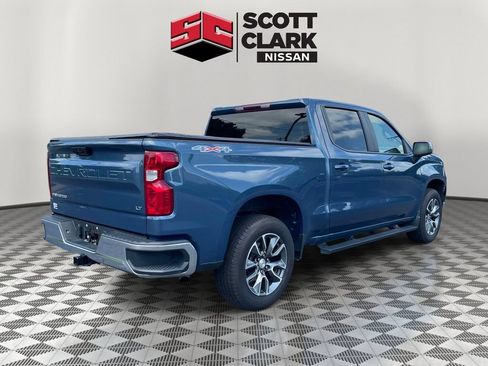 Used 2024 Chevrolet Silverado 1500 LT AWD/4WD image 6