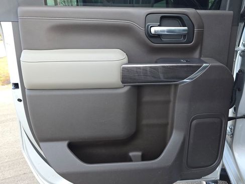 Used 2020 Chevrolet Silverado 2500 LTZ w/ Gooseneck/5TH Wheel Package image 18