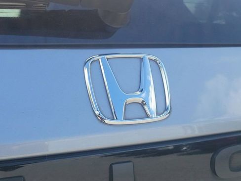 Used 2024 Honda Pilot EX-L image 6