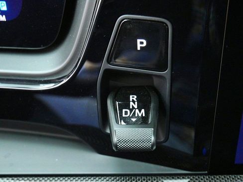 Used 2025 Porsche Cayenne GTS AWD/4WD image 31