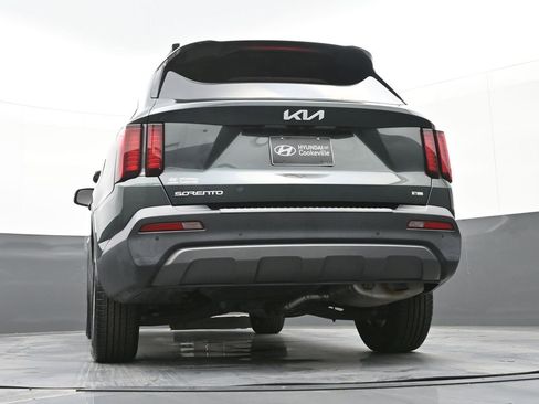 Used 2023 Kia Sorento S w/ Panoramic Sunroof Package image 37