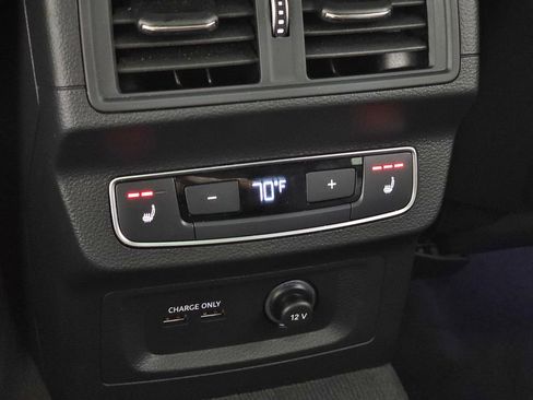 Used 2021 Audi Q5 Prestige w/ Prestige Package AWD/4WD image 38